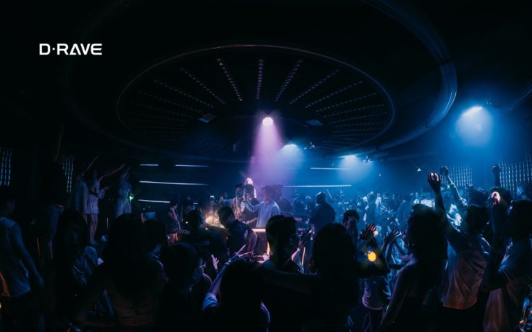 Đi Bar Hết Bao Nhiêu Tiền Để Có Một Đêm Tiệc Thả Ga?